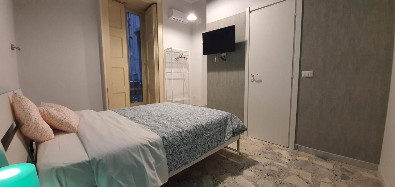 Sofia Rooms Napels Buitenkant foto