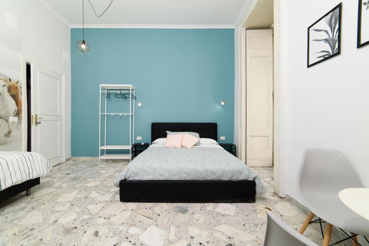 Sofia Rooms Napels Buitenkant foto